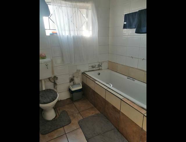 3 BEDROOM HOUSE FOR SALE IN ZAMDELA